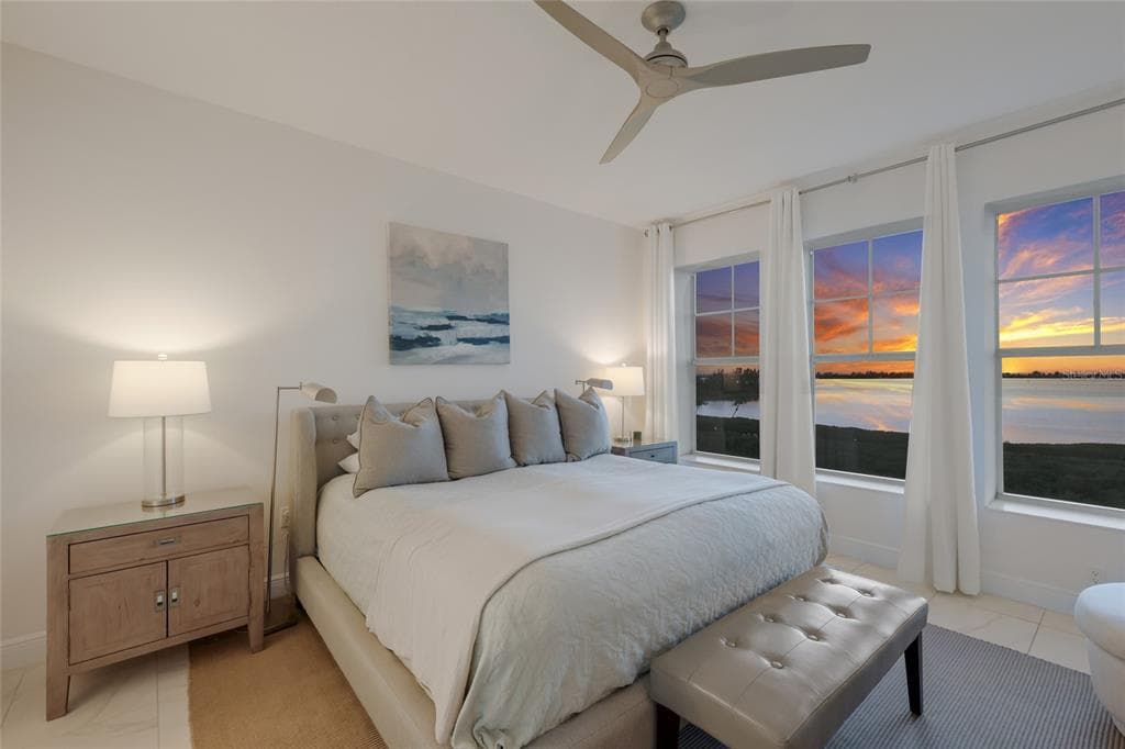 376 ARUBA CIRCLE 203 photo 18
