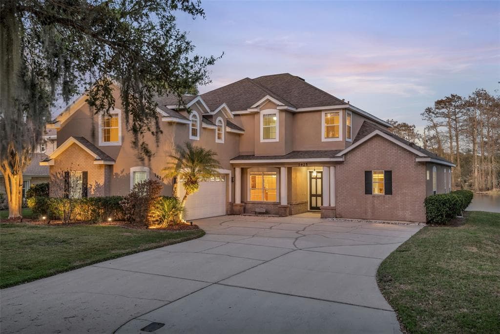 1425 RIVIERA DRIVE 3