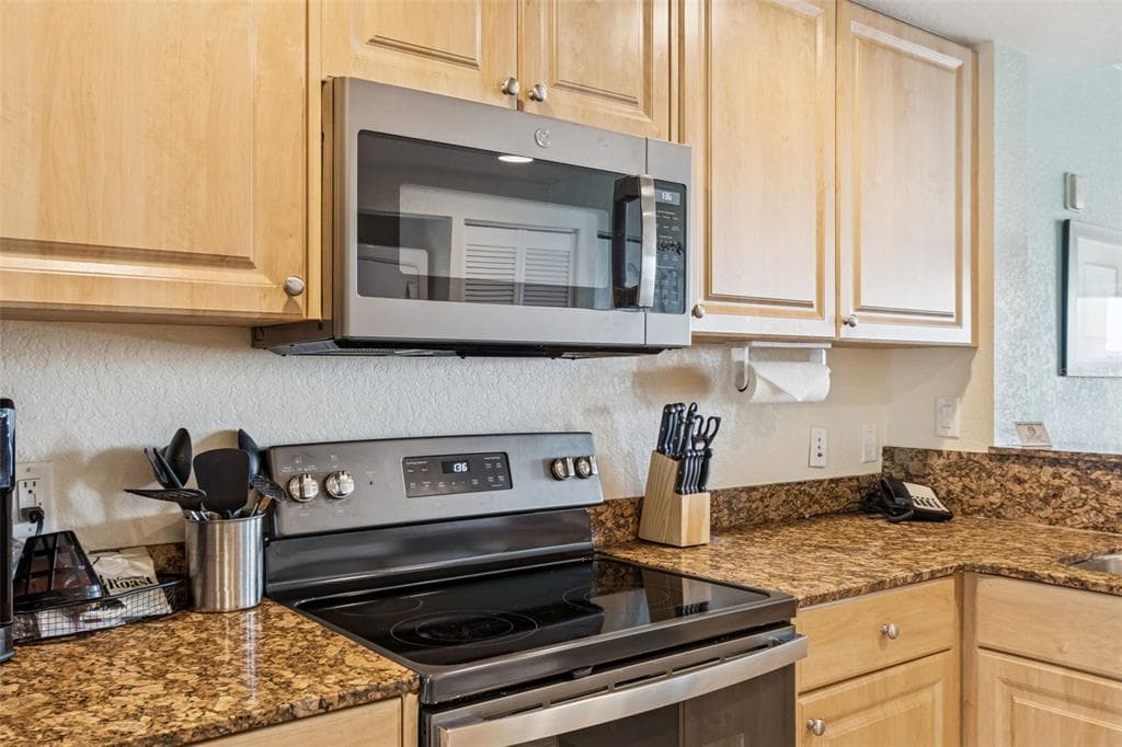12000 GULF BOULEVARD 309S photo 9