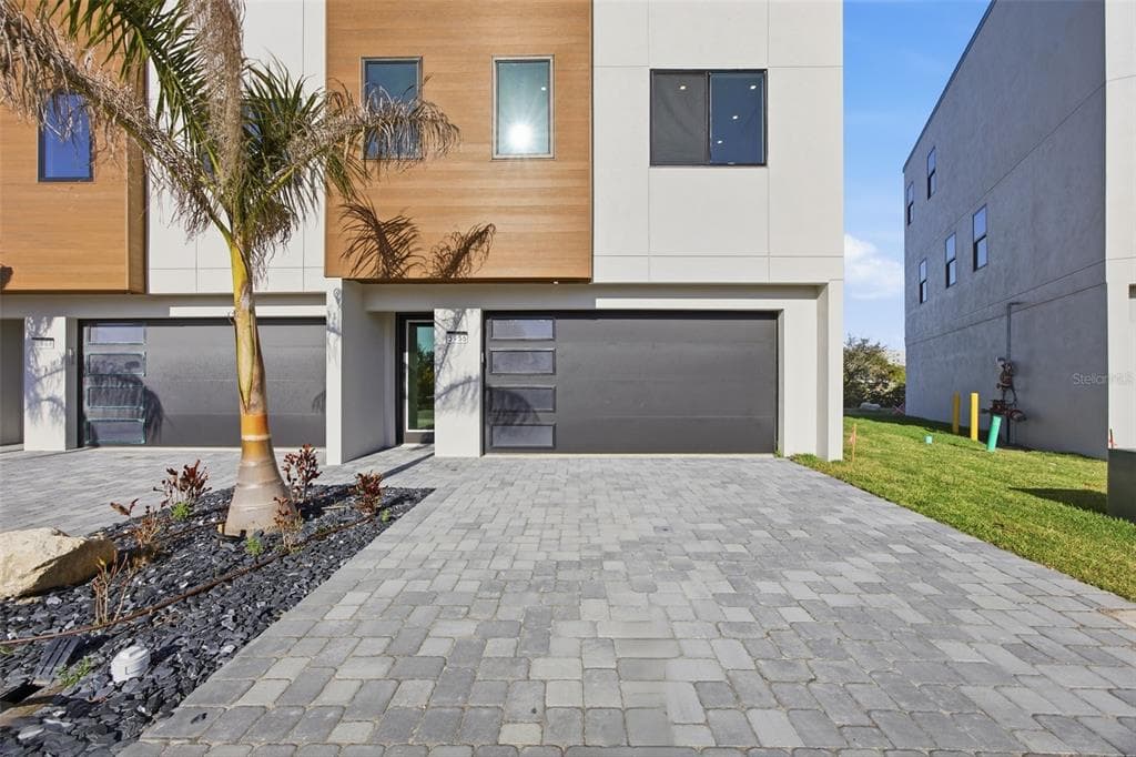 5956 AQUA RESERVE BOULEVARD photo 5