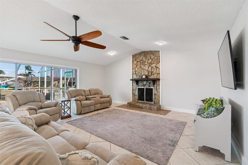 9816 SAN SEBASTIAN WAY photo 6