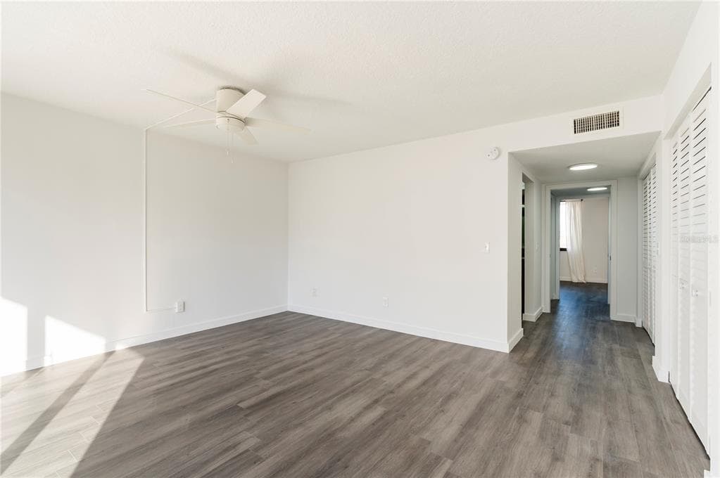 1591 GULF BOULEVARD 203S photo 24