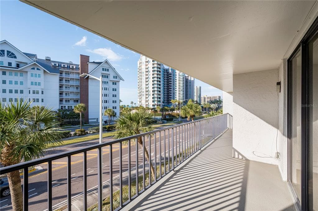 1591 GULF BOULEVARD 203S photo 25