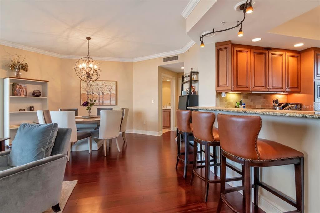 5823 BOWEN DANIEL DRIVE 604 photo 7