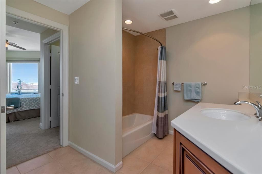 5823 BOWEN DANIEL DRIVE 604 photo 24