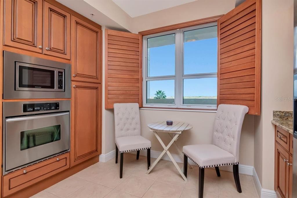 5823 BOWEN DANIEL DRIVE 604 photo 10