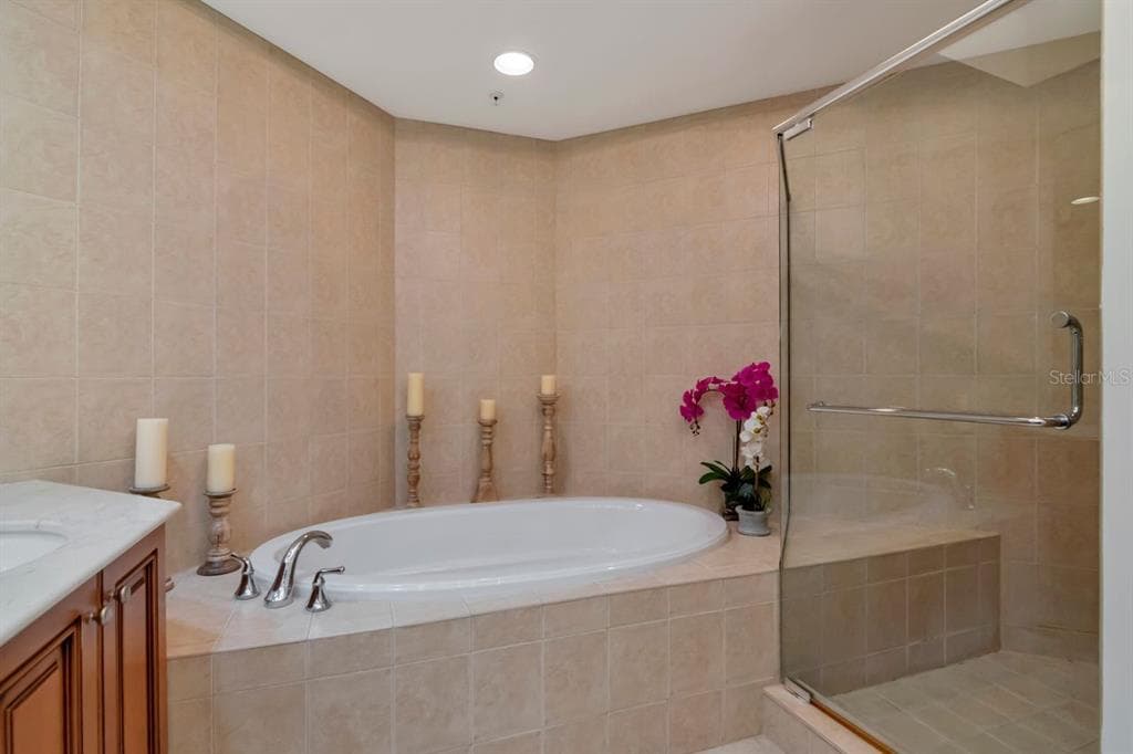 5823 BOWEN DANIEL DRIVE 604 photo 19