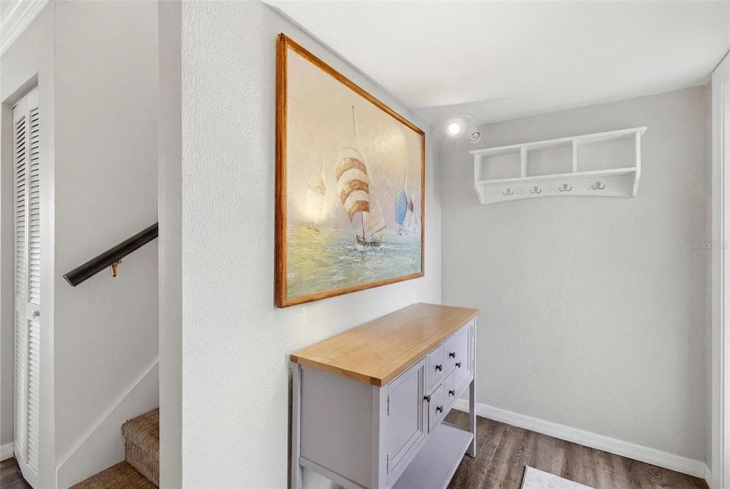 1433 MEDITERRANEAN DRIVE E photo 9