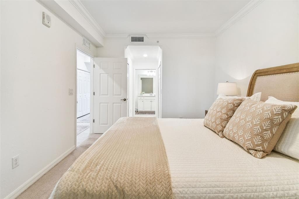 18114 GAWTHROP DRIVE 106 photo 24