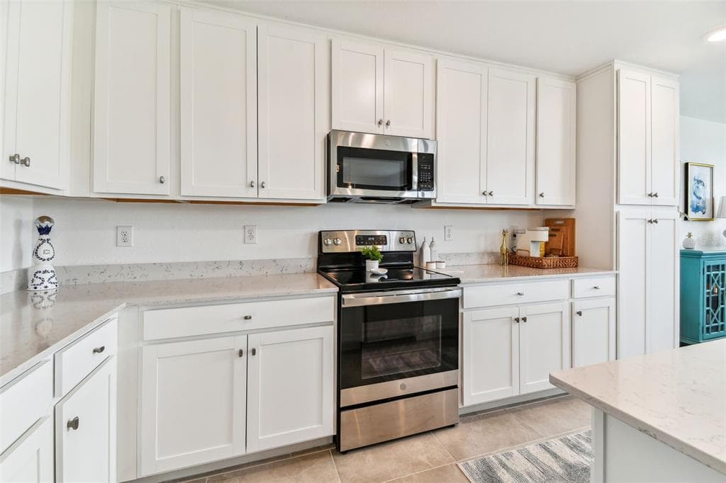 18114 GAWTHROP DRIVE 106 photo 11