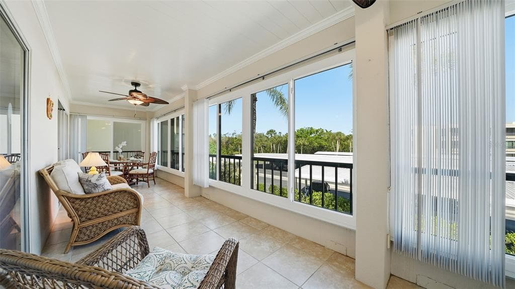 199 WHISPERING SANDS DRIVE 204 photo 23