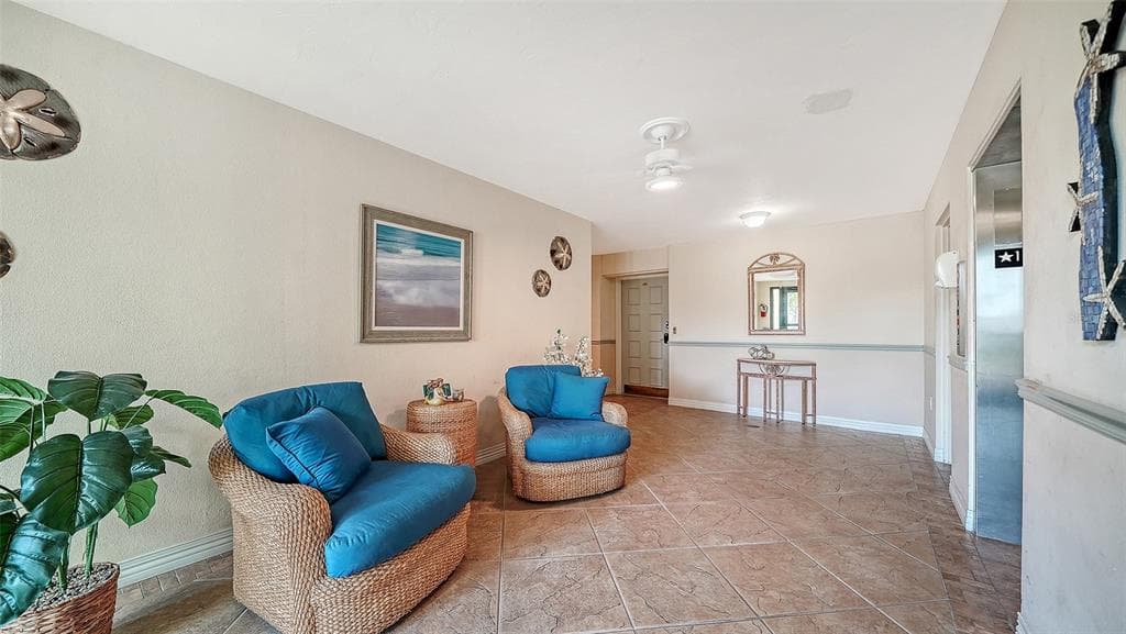 199 WHISPERING SANDS DRIVE 204 photo 8