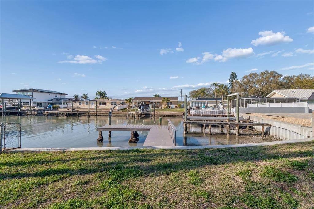 4415 CLEARWATER HARBOR DRIVE N photo 4