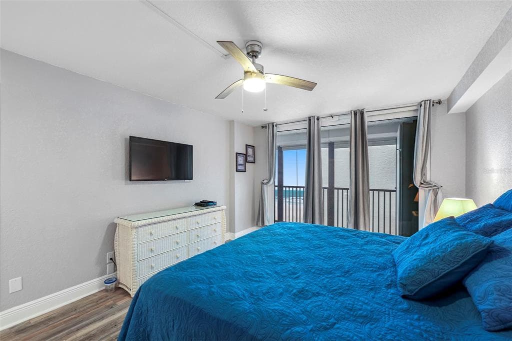 14900 GULF BOULEVARD 304 photo 17