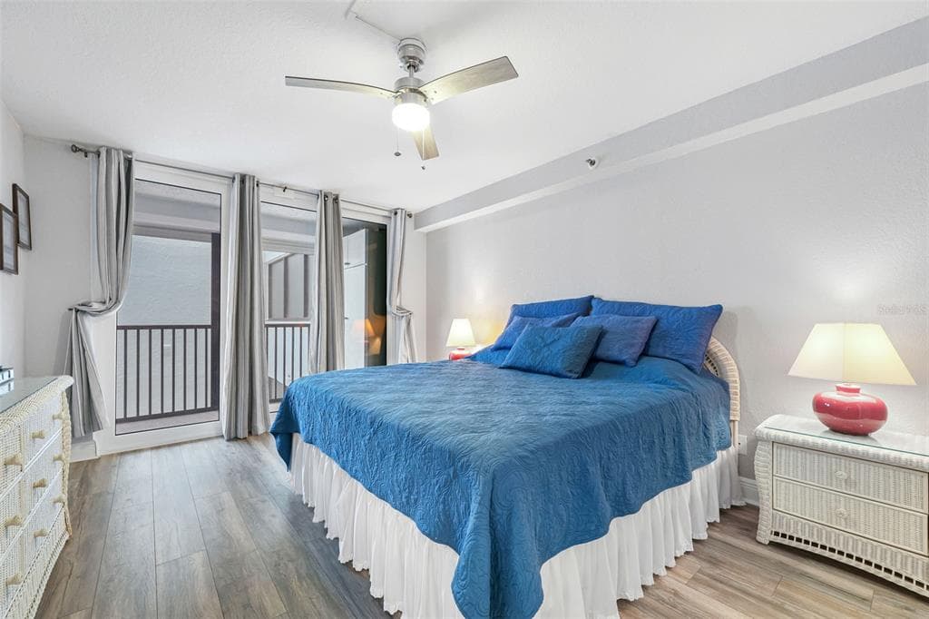 14900 GULF BOULEVARD 304 photo 15