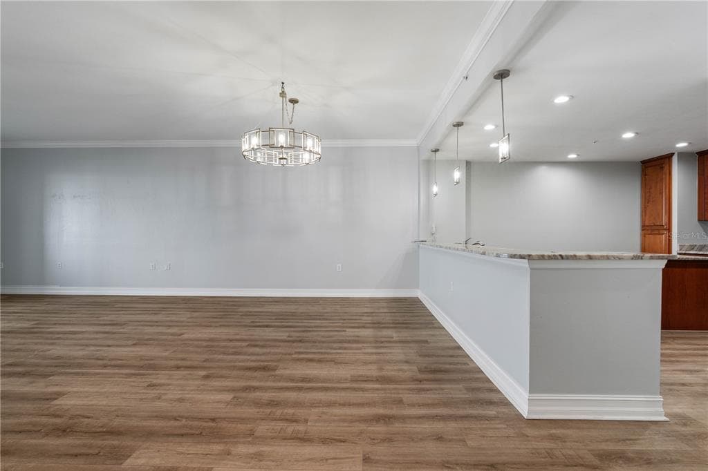 87 VIVANTE BOULEVARD 8742 photo 20