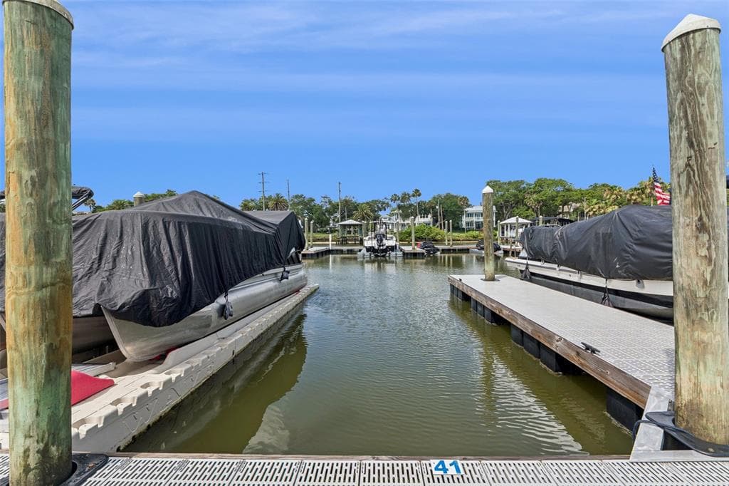 3 RIVERWALK DRIVE #404 2