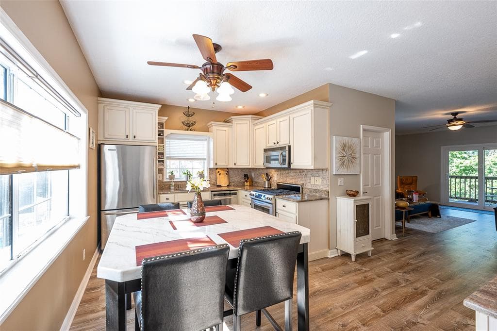 510 RYANS WOODS LANE photo 6