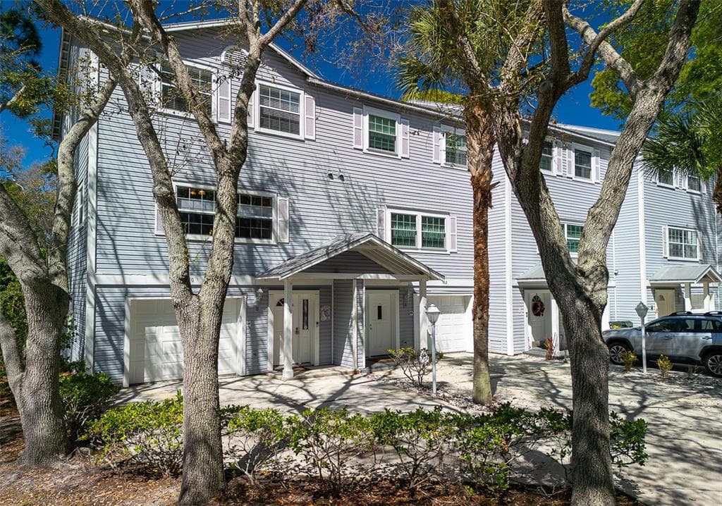 510 RYANS WOODS LANE photo 3