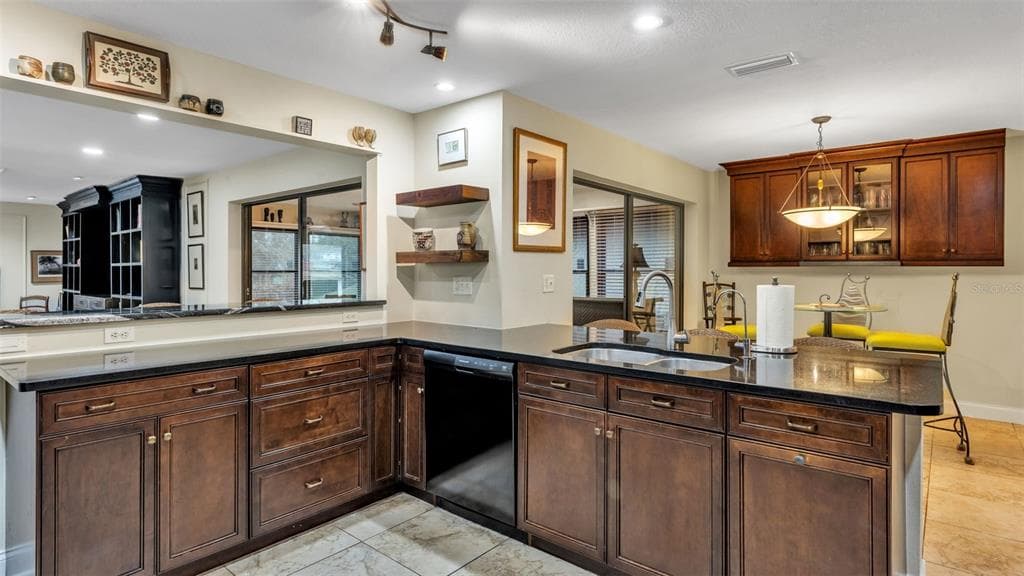 1007 ROLLING WOODS LANE photo 15