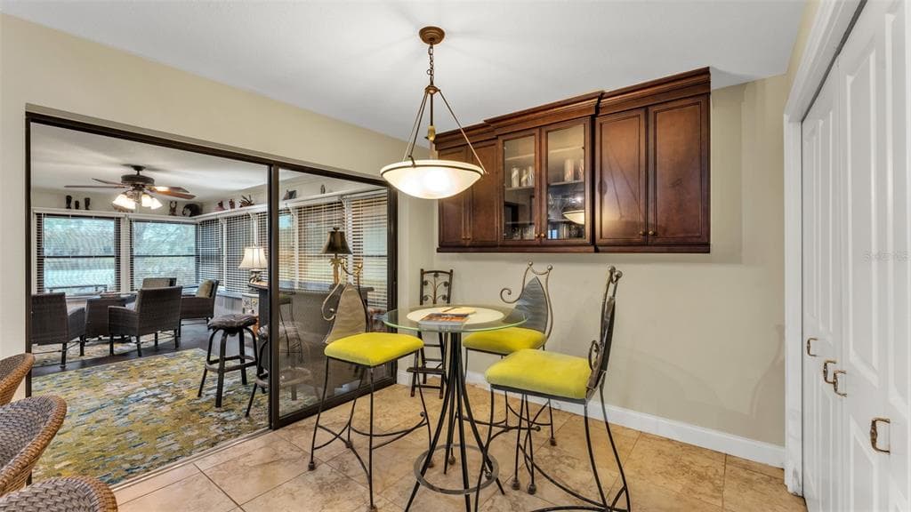 1007 ROLLING WOODS LANE photo 21