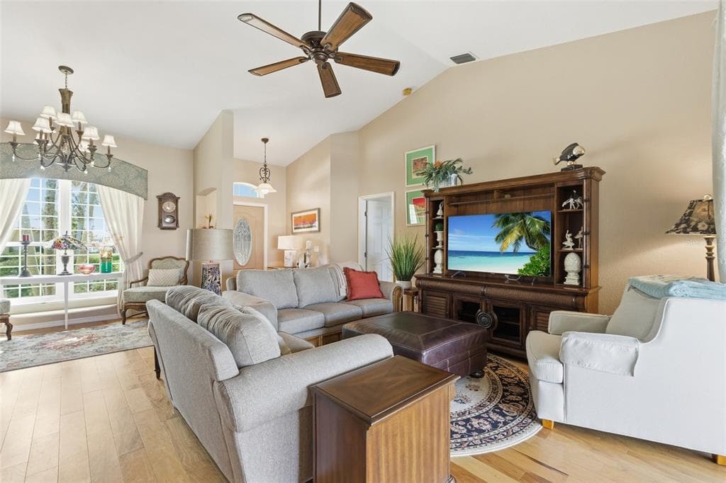 1318 PENGUIN COURT photo 6