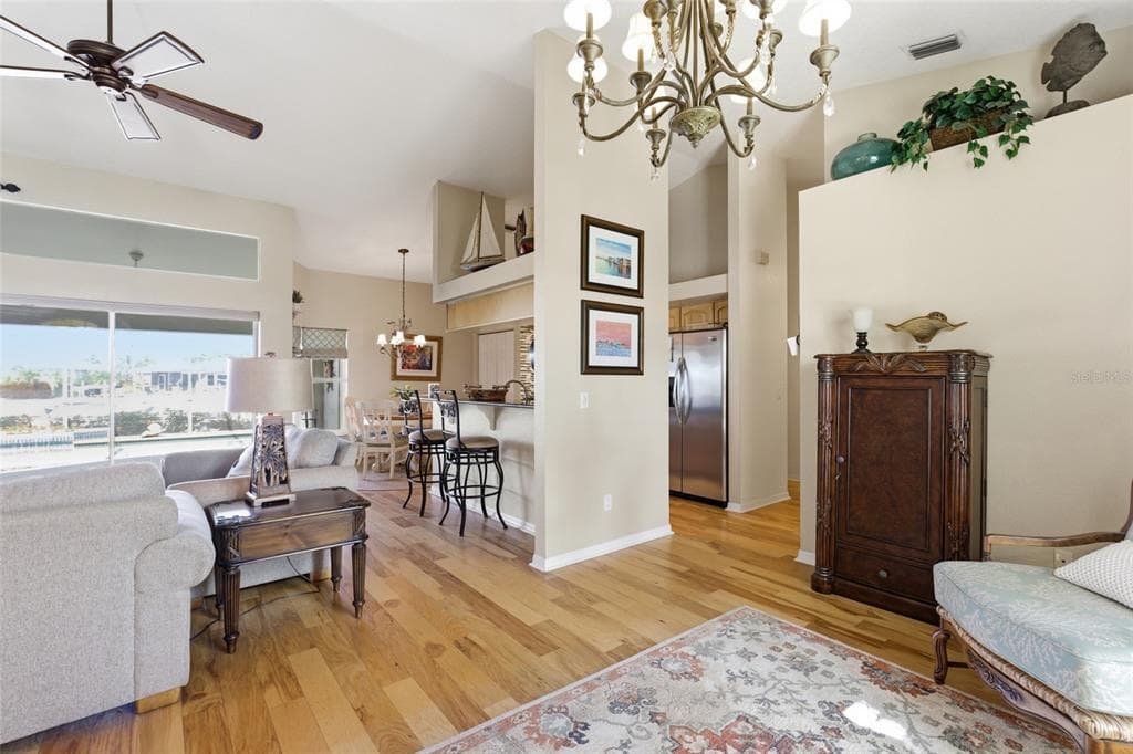 1318 PENGUIN COURT photo 8