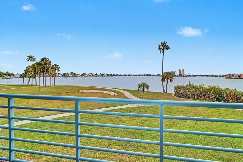 8021 SAILBOAT KEY BOULEVARD S #101 5