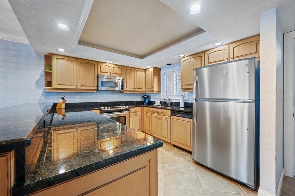 5501 S ATLANTIC AVENUE 306 photo 5