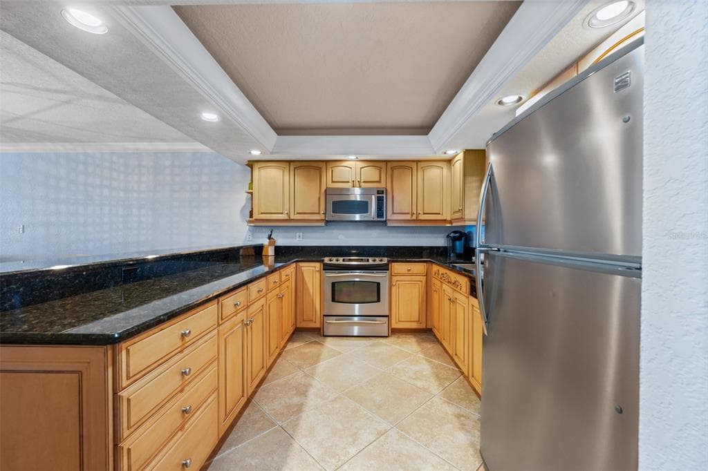 5501 S ATLANTIC AVENUE 306 photo 4