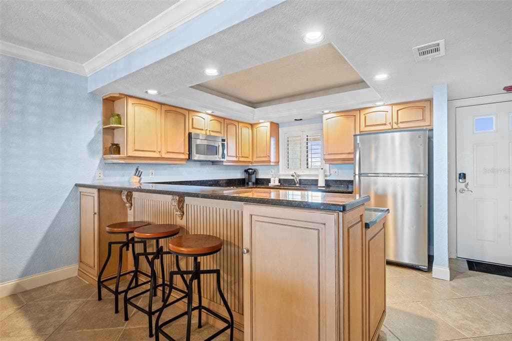 5501 S ATLANTIC AVENUE 306 photo 8