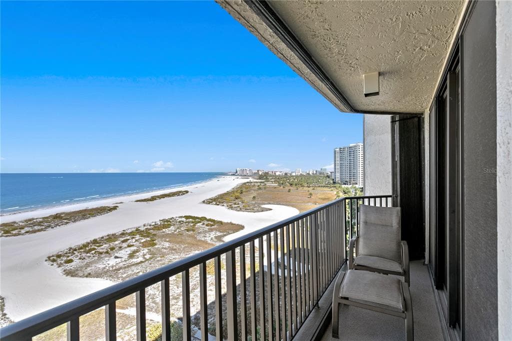 1290 GULF BOULEVARD 1002 photo 23