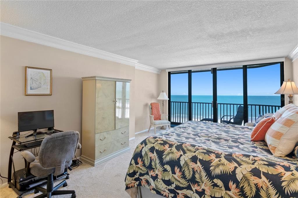 1290 GULF BOULEVARD 1002 photo 20