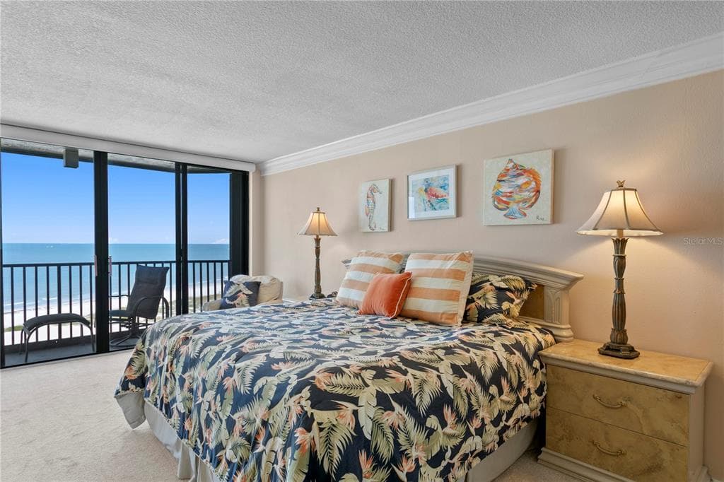 1290 GULF BOULEVARD 1002 photo 19