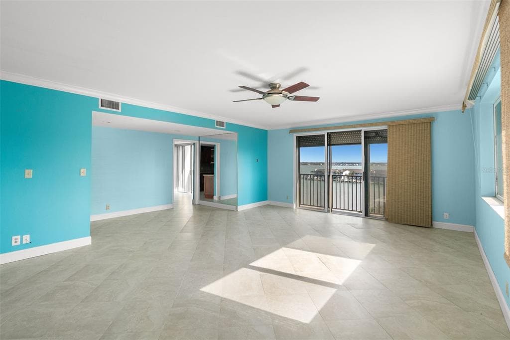 1501 GULF BOULEVARD 603 photo 23