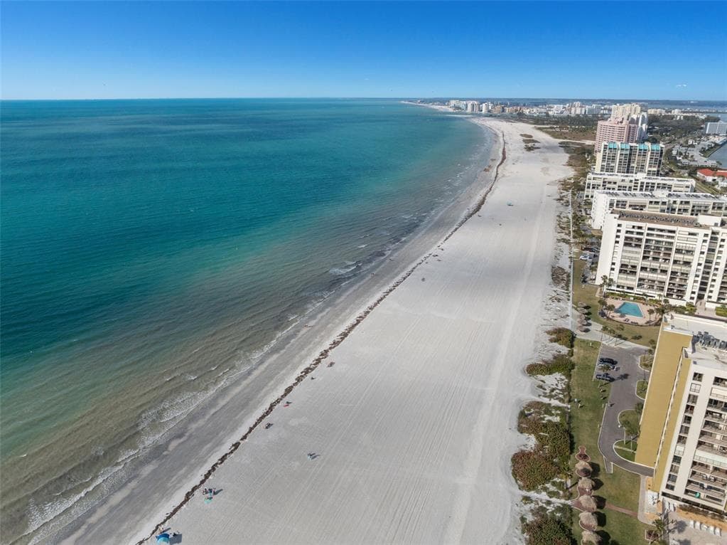 1501 GULF BOULEVARD 603 photo 6