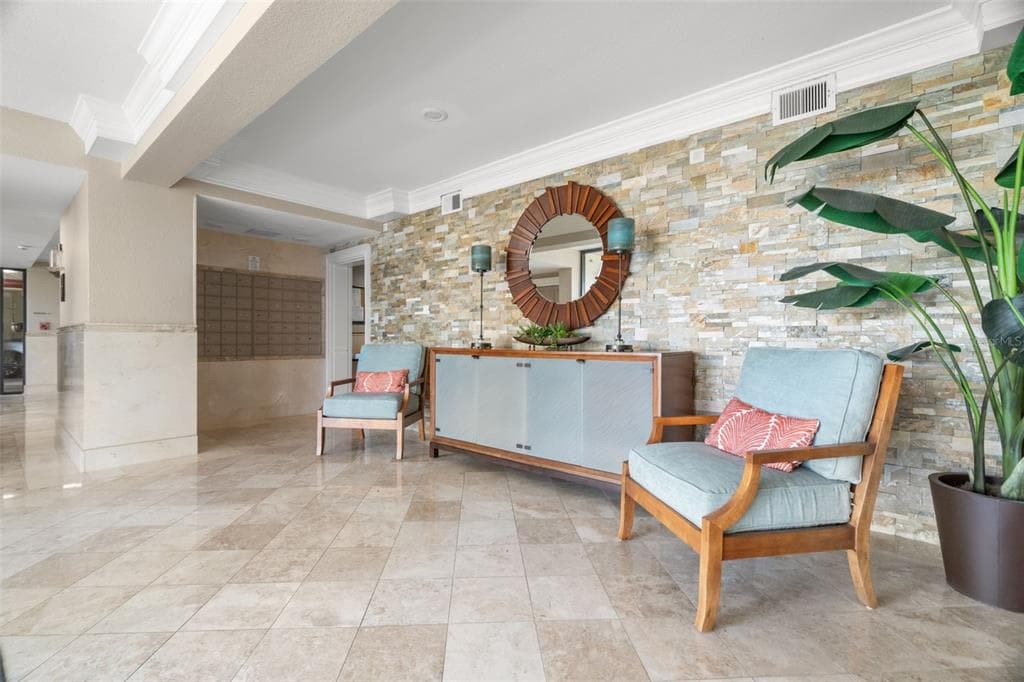 1501 GULF BOULEVARD 603 photo 16