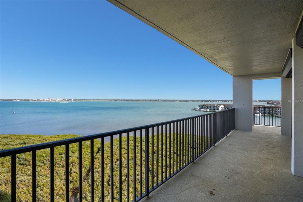 1501 GULF BOULEVARD 603 photo 8