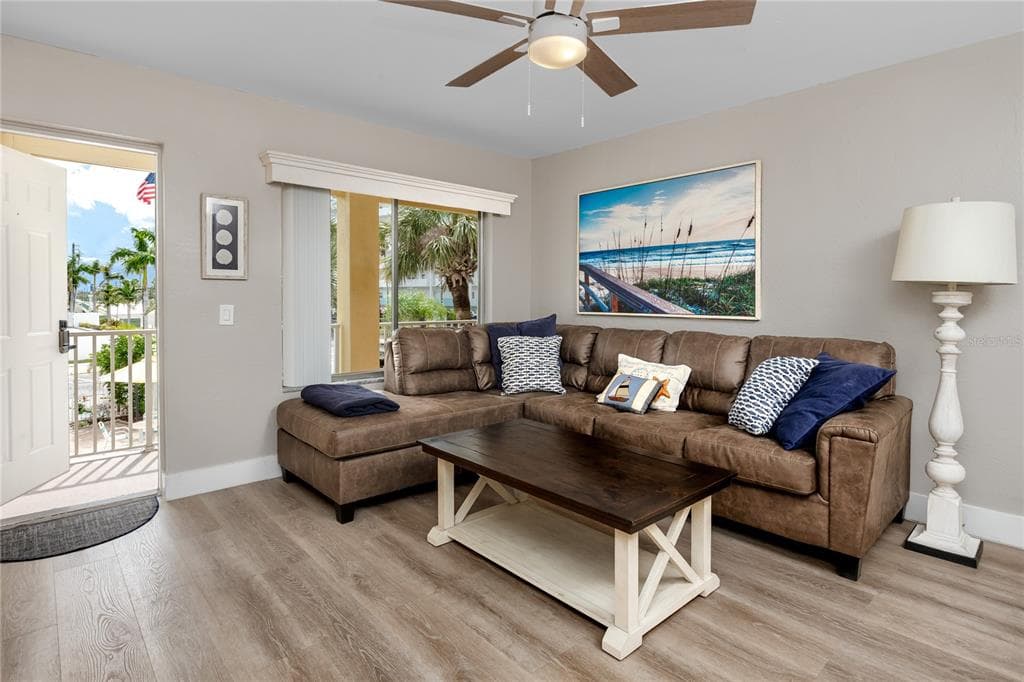 282 TREASURE ISLAND CAUSEWAY 12 photo 6