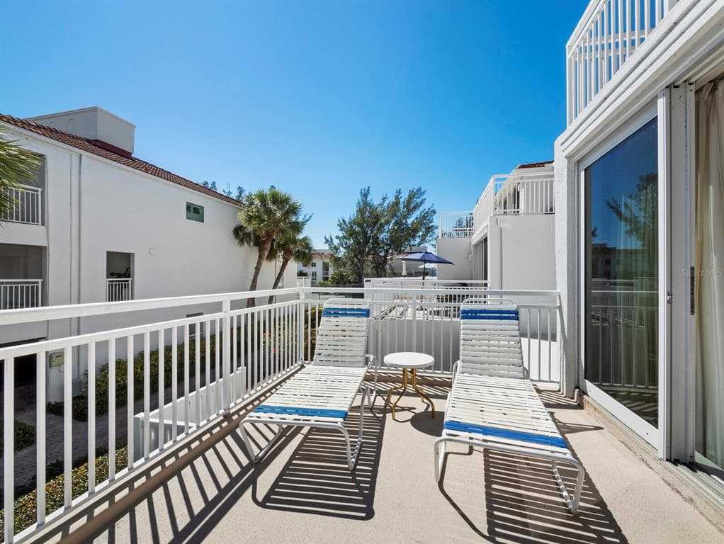 5055 GULF OF MEXICO DRIVE 421 photo 16