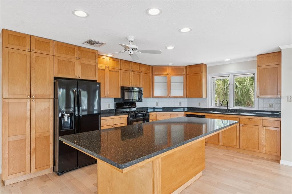 1906 GULFVIEW DRIVE photo 24
