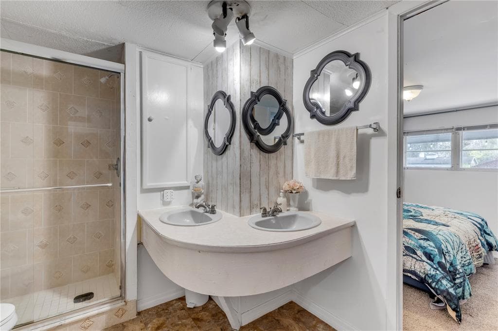 201 GARY AVENUE photo 14