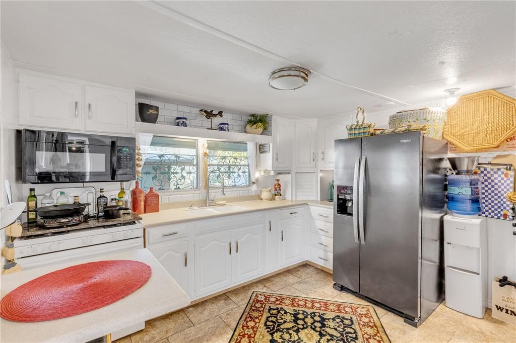 201 GARY AVENUE photo 11