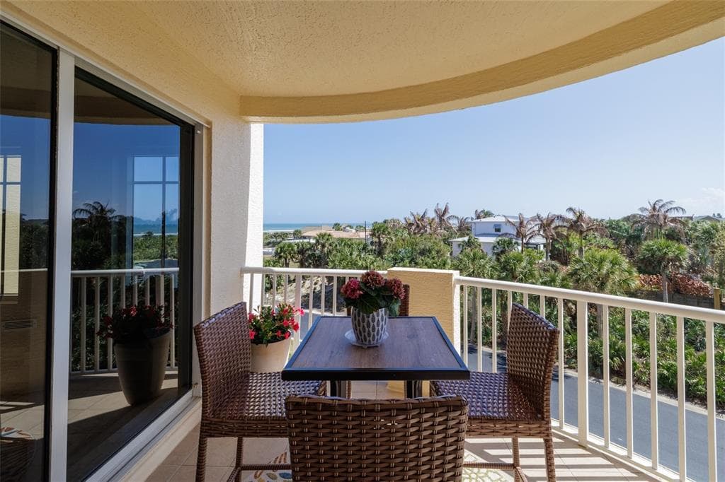 250 MINORCA BEACH WAY 406 photo 24