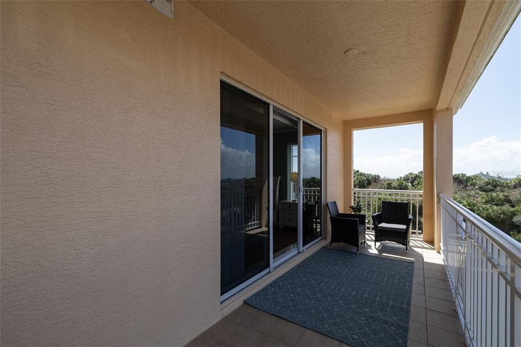 250 MINORCA BEACH WAY 406 photo 10
