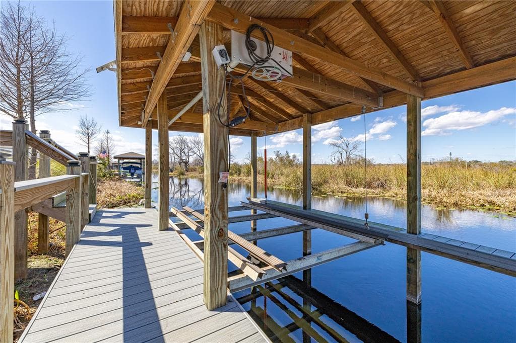 395 BLUE CYPRESS DRIVE 5