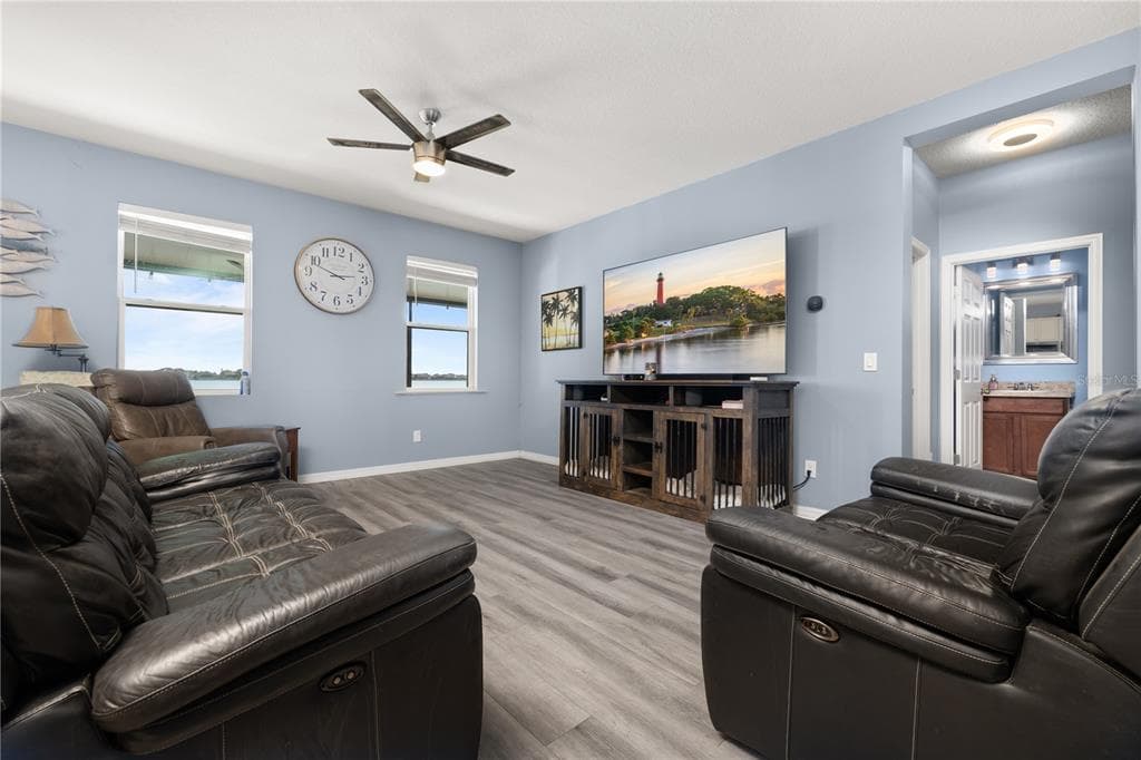 395 BLUE CYPRESS DRIVE photo 9