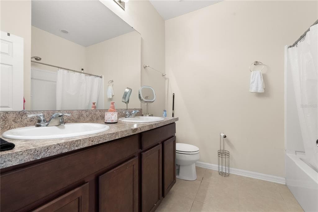395 BLUE CYPRESS DRIVE photo 24