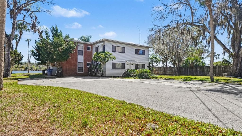 10684 W HALLS RIVER ROAD 2 photo 2