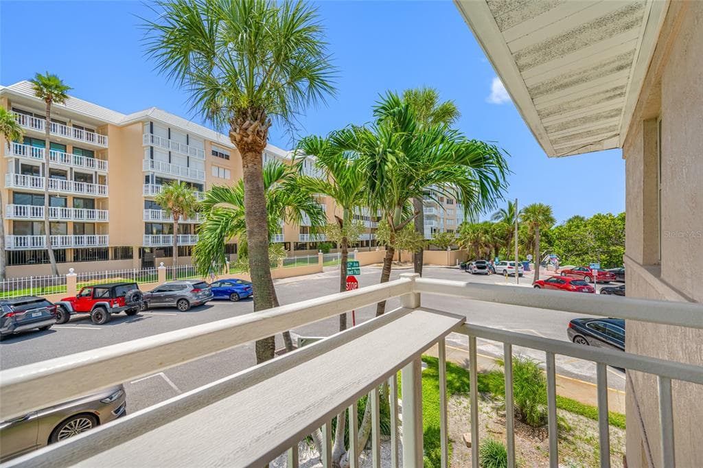 6700 SUNSET WAY 406 photo 16